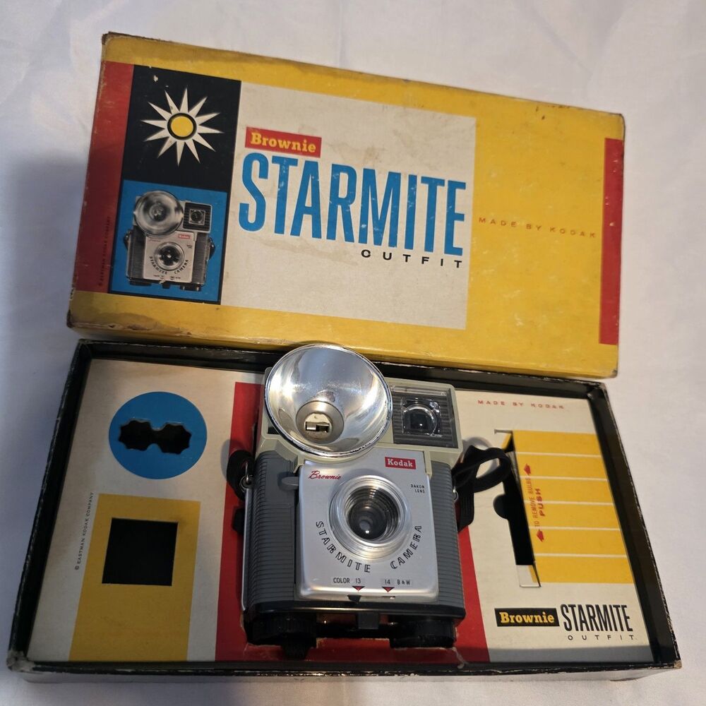 Kodak Brownie Starmite Outfit Camera With Original Box Untested